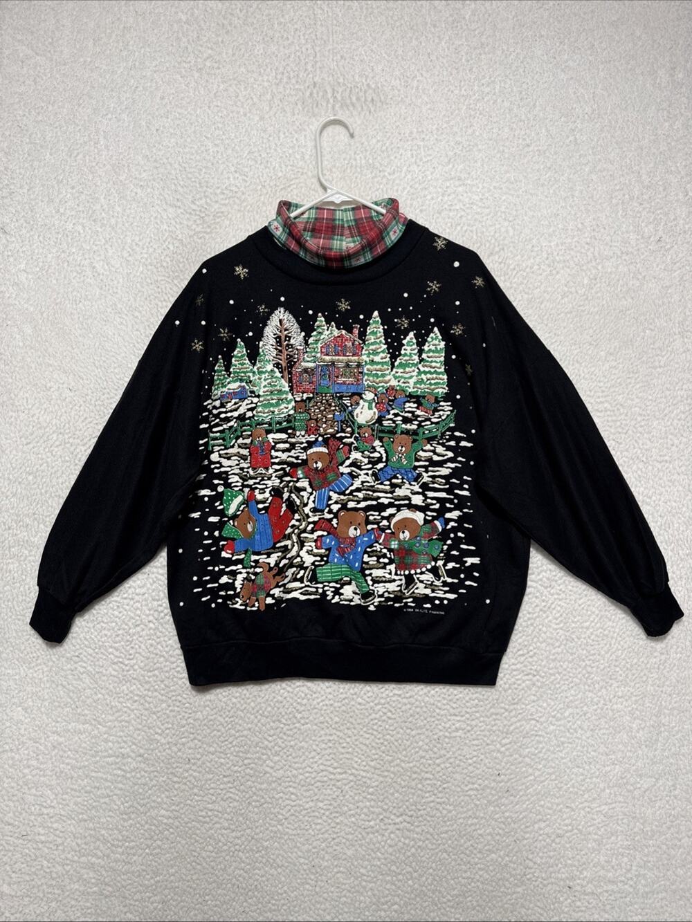 VTG 18 Dated 1994 USA Christmas All Over Print Puff Print Vintage Sweatshirt
